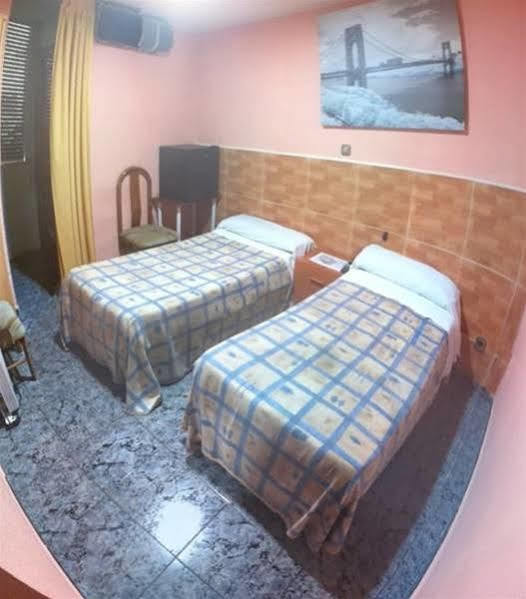 Pension La Ferroviaria - Sin Ascensor Saragozza Esterno foto